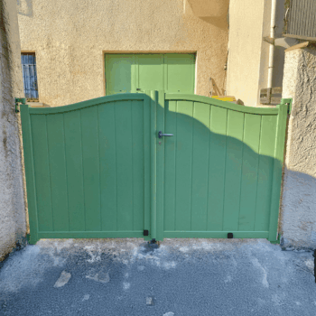 Portail vert aluminium Concept Aluminium St Bres