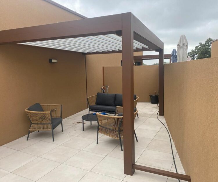 pergola-bioclimatique-castries-concept-aluminium